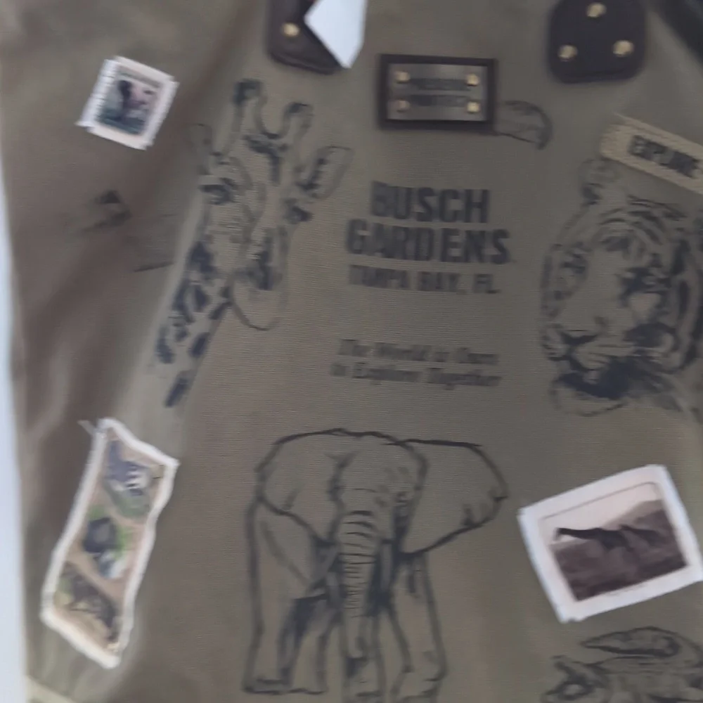 Busch Gardens Canvas Tote Bag with Animal Prints New With Tags - Picture 4 of 16